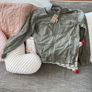 NWT Patagonia Recircle Bomber Jacket in Clean Palmetto Green army or olive green